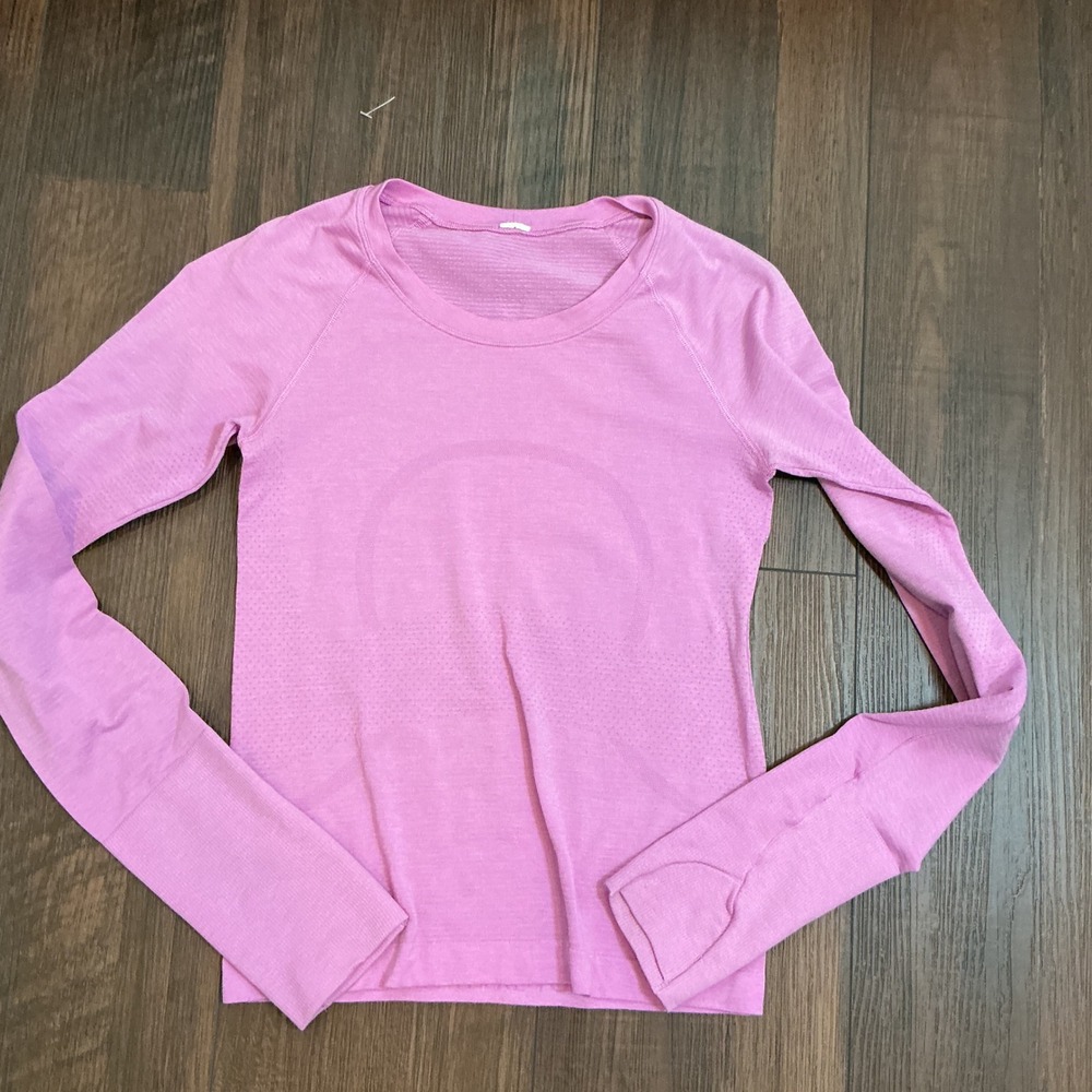 Lululemon Swiftly Tech Long Sleeve 2.0 Pink Workout Top Size 2 Thumbholes